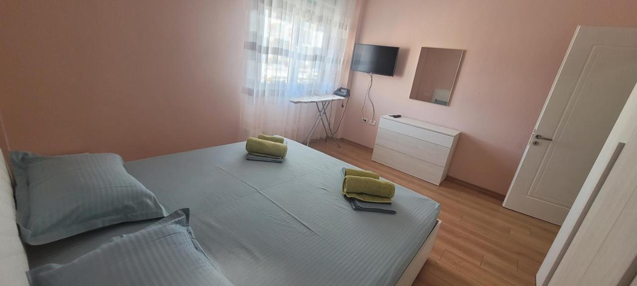 View Apartment, Golem