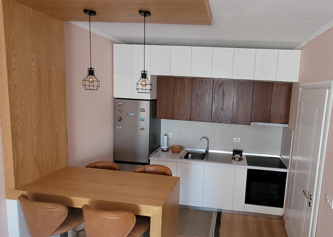 View Apartment, Golem
